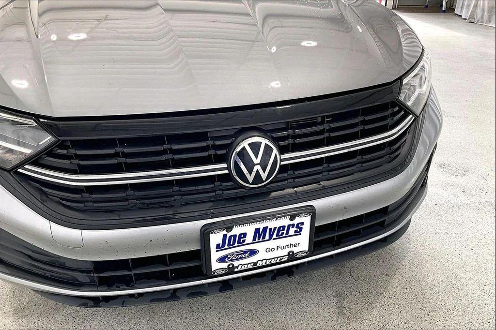 used 2024 Volkswagen Jetta car, priced at $19,991
