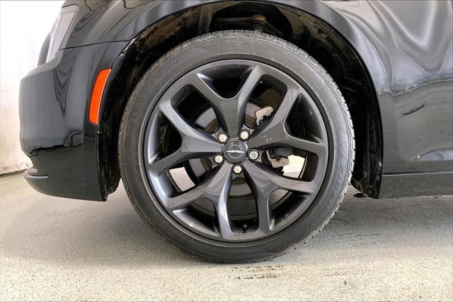 used 2020 Chrysler 300 car, priced at $24,311