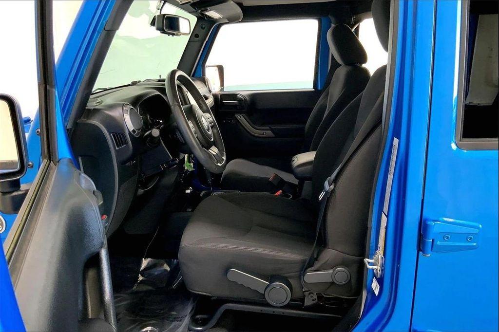 used 2015 Jeep Wrangler Unlimited car, priced at $18,997