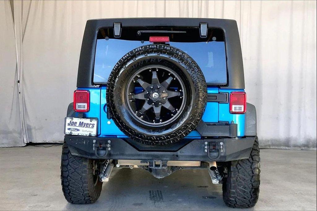 used 2015 Jeep Wrangler Unlimited car, priced at $18,997