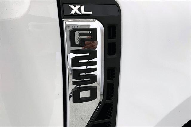 new 2025 Ford F-250 car, priced at $64,139
