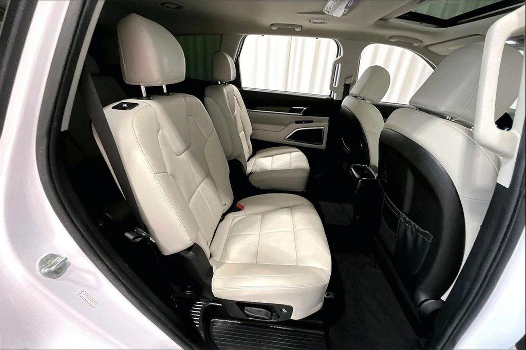 used 2022 Kia Telluride car, priced at $23,992