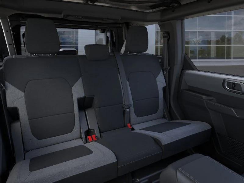 new 2025 Ford Bronco car, priced at $40,014