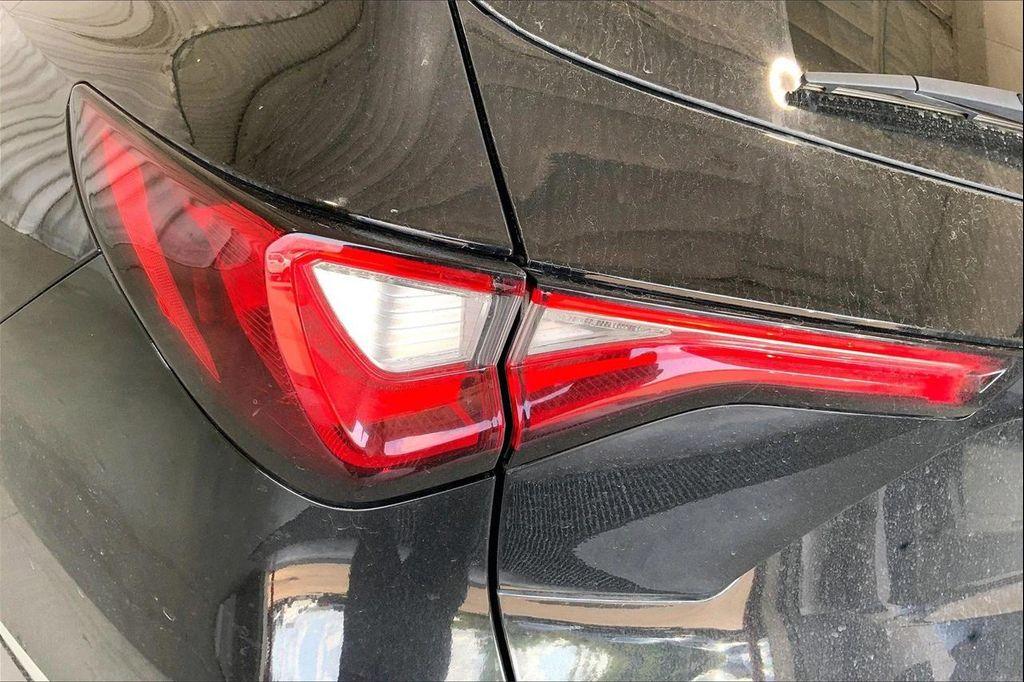 used 2023 Acura MDX car, priced at $39,391