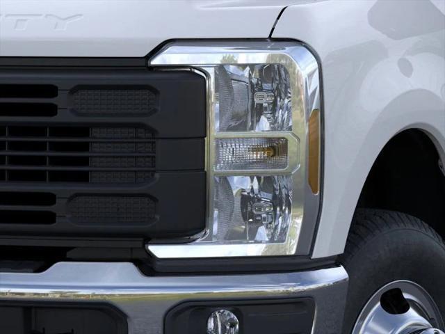 new 2025 Ford F-350 car, priced at $64,556