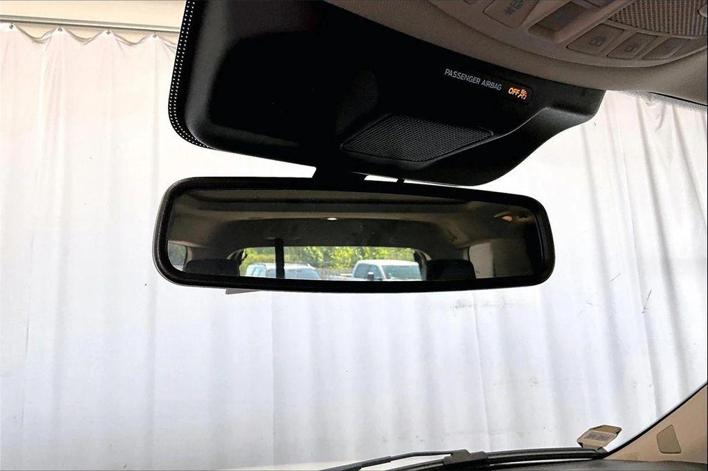used 2024 Ford Expedition car, priced at $45,131