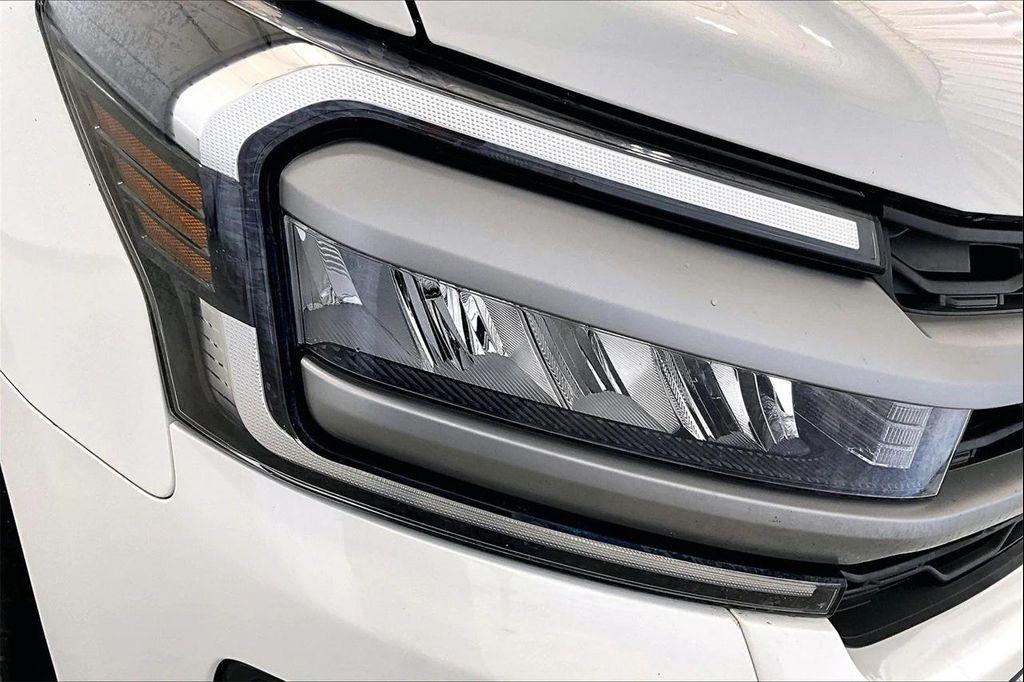 used 2024 Ford Expedition car, priced at $45,131