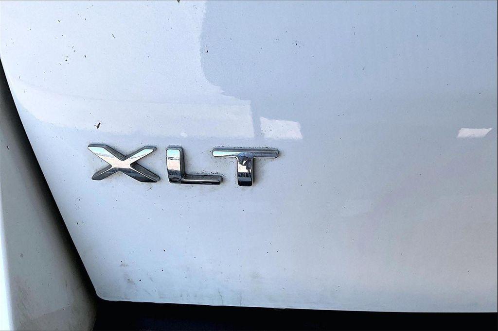 used 2024 Ford Expedition car, priced at $45,131