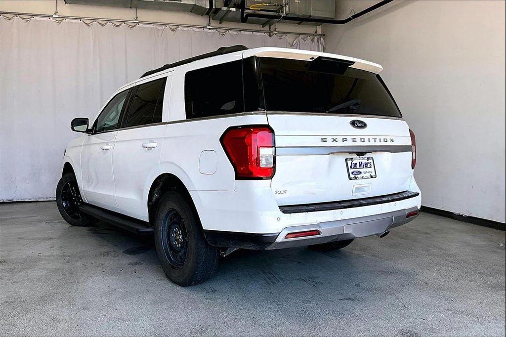 used 2024 Ford Expedition car, priced at $45,131
