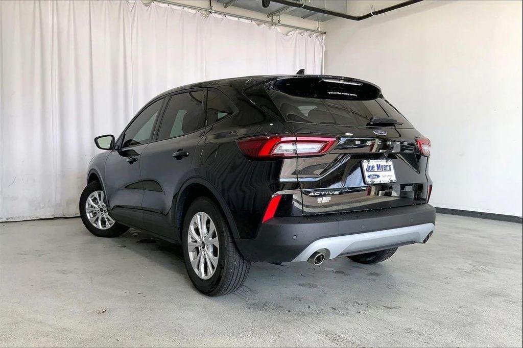 used 2025 Ford Escape car, priced at $25,991