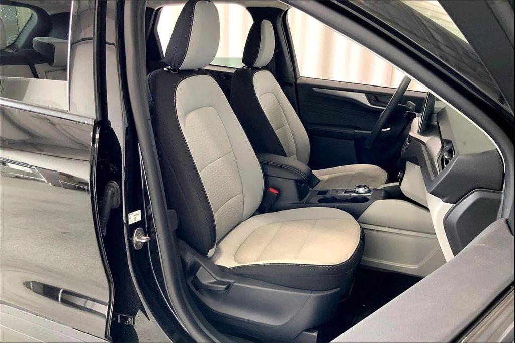 used 2025 Ford Escape car, priced at $25,991