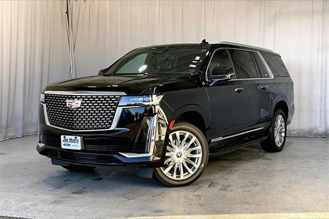 used 2023 Cadillac Escalade ESV car, priced at $75,711