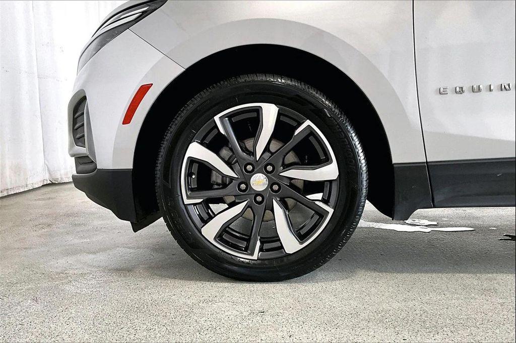 used 2022 Chevrolet Equinox car, priced at $19,396