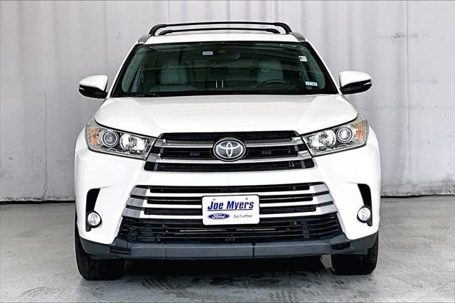 used 2018 Toyota Highlander car, priced at $25,991