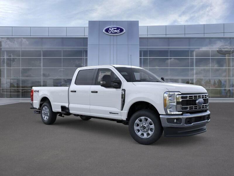 new 2025 Ford F-250 car, priced at $60,658