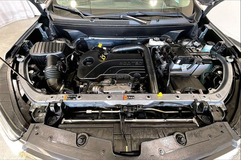 used 2024 Chevrolet Equinox car, priced at $19,522
