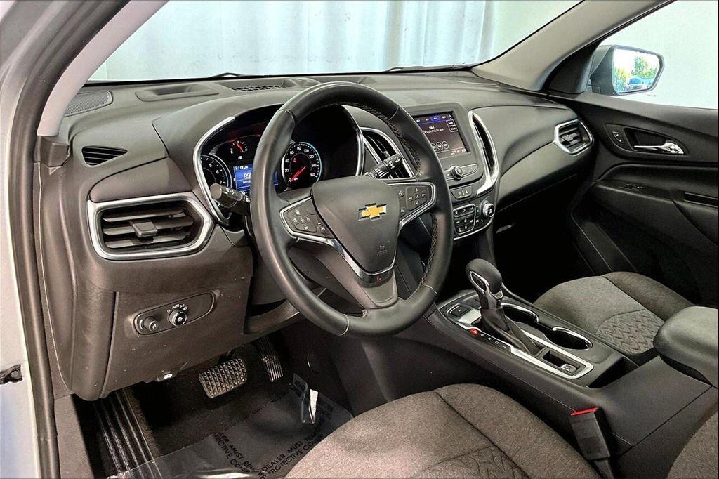 used 2024 Chevrolet Equinox car, priced at $19,522