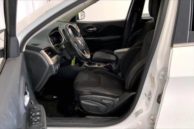used 2015 Jeep Cherokee car, priced at $9,991