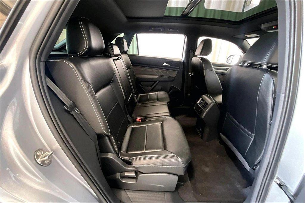 used 2022 Volkswagen Atlas Cross Sport car, priced at $24,395