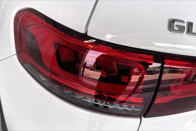used 2020 Mercedes-Benz GLB 250 car, priced at $23,991