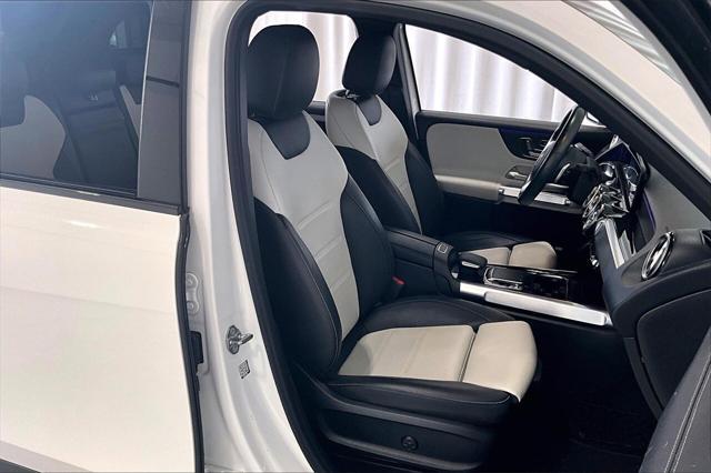used 2020 Mercedes-Benz GLB 250 car, priced at $23,991