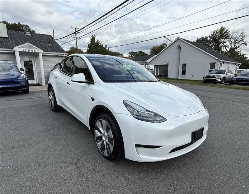 used 2024 Tesla Model Y car, priced at $33,995