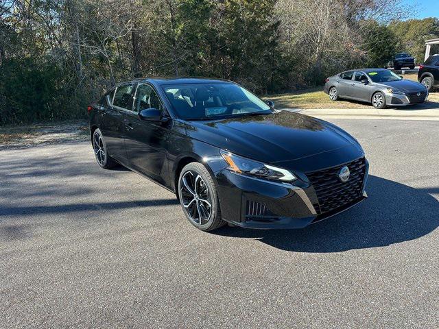 new 2025 Nissan Altima car, priced at $32,780