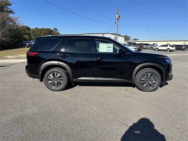 new 2025 Nissan Pathfinder car, priced at $38,010