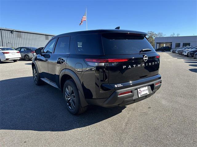 new 2025 Nissan Pathfinder car, priced at $38,365