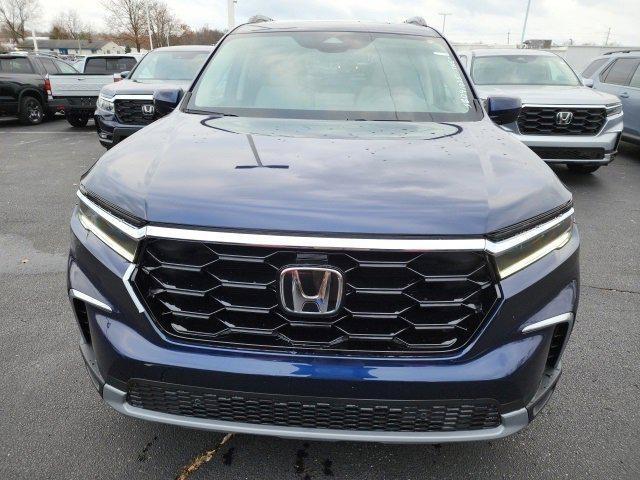 new 2025 Honda Pilot car, priced at $53,089