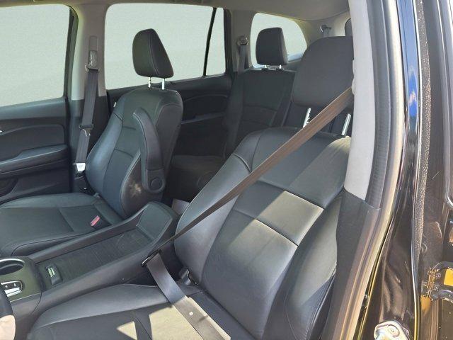 used 2022 Honda Pilot car, priced at $33,499