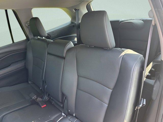used 2022 Honda Pilot car, priced at $33,499