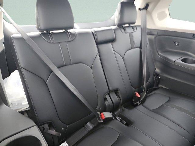 new 2025 Honda Pilot car, priced at $49,121