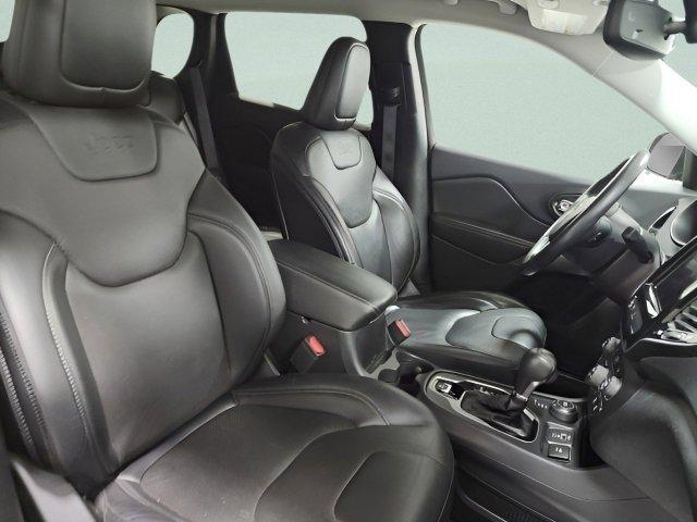 used 2019 Jeep Cherokee car, priced at $15,989