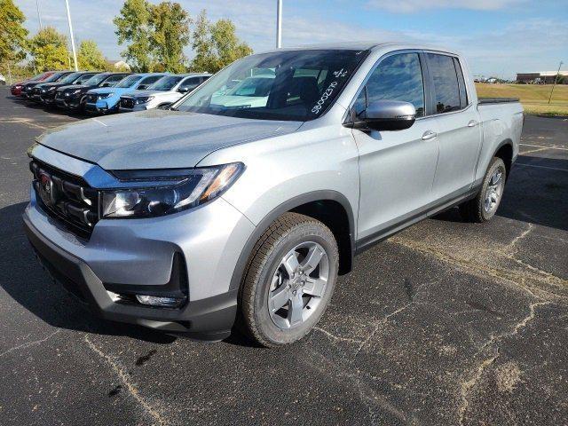 new 2025 Honda Ridgeline car, priced at $43,274