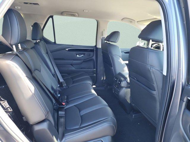 new 2025 Honda Pilot car, priced at $44,418