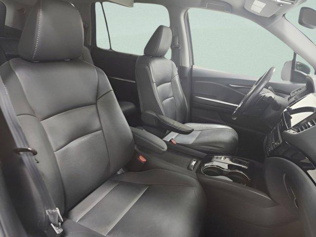 used 2022 Honda Pilot car, priced at $31,499
