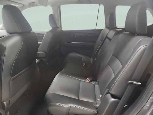 used 2022 Honda Pilot car, priced at $31,499