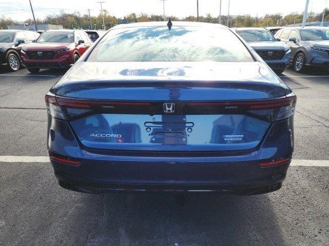 new 2025 Honda Accord Hybrid car