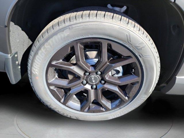 new 2025 Honda Pilot car, priced at $50,882