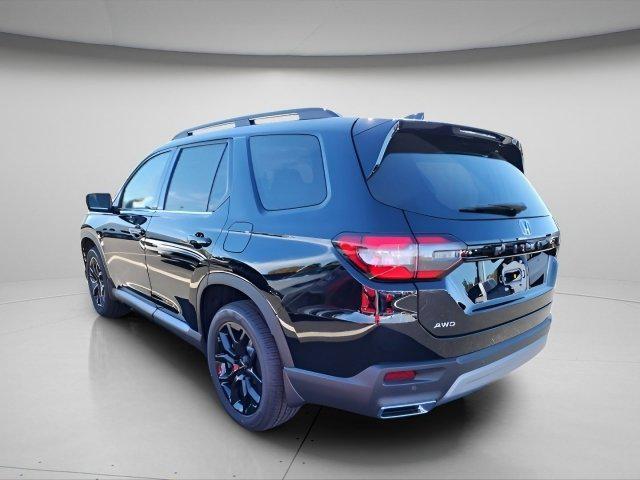 new 2025 Honda Pilot car, priced at $50,882