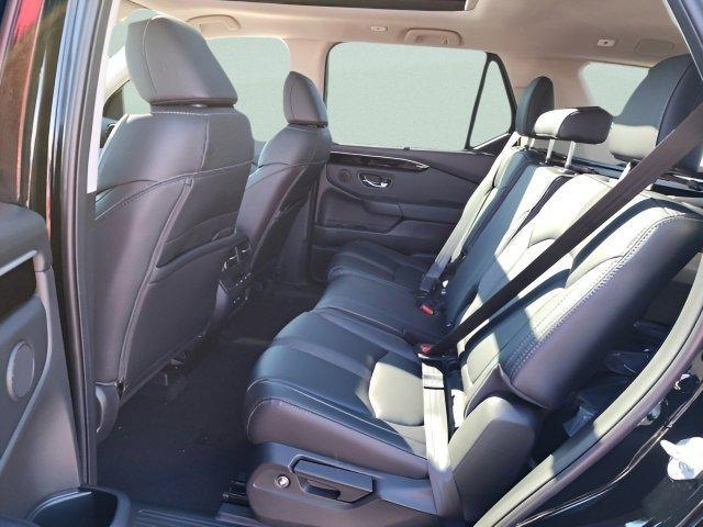 new 2025 Honda Pilot car, priced at $50,882