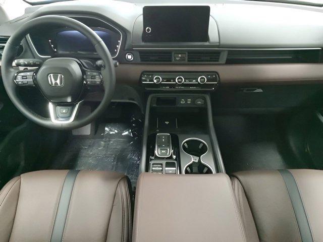 new 2025 Honda Pilot car, priced at $54,029
