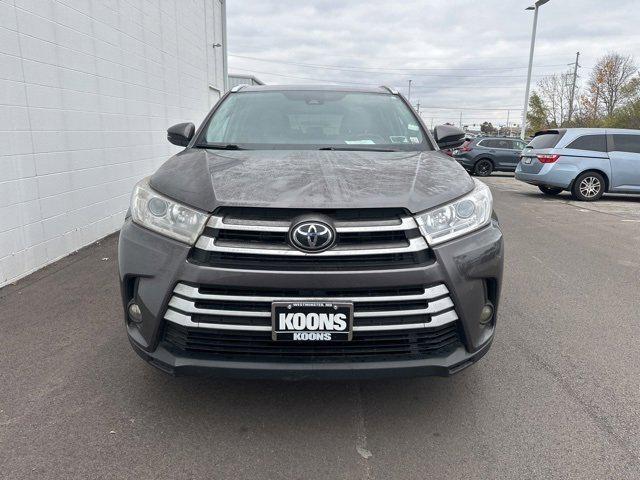 used 2019 Toyota Highlander car, priced at $27,337