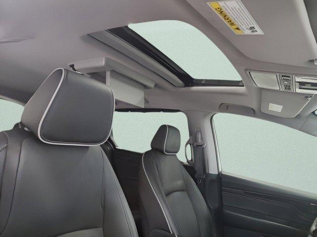 used 2024 Honda Odyssey car, priced at $41,989