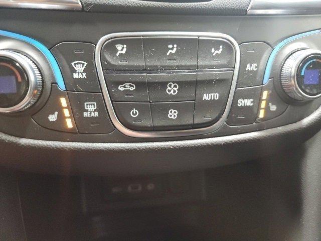 used 2022 Chevrolet Equinox car, priced at $19,639