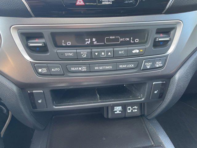 used 2022 Honda Pilot car, priced at $31,828