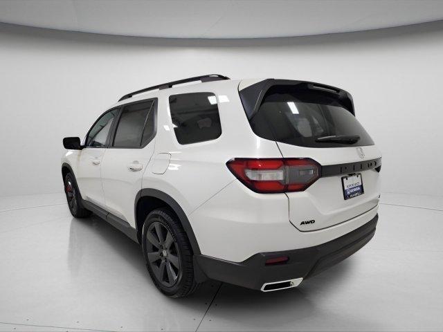 used 2023 Honda Pilot car, priced at $36,989