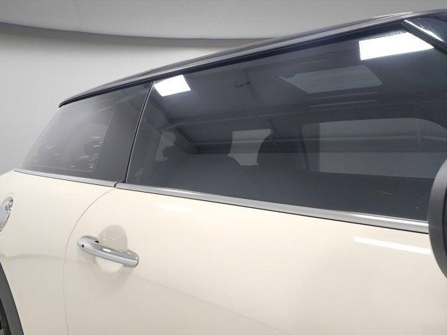 used 2019 MINI Hardtop car, priced at $16,989