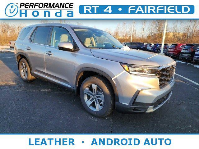 new 2025 Honda Pilot car, priced at $44,913